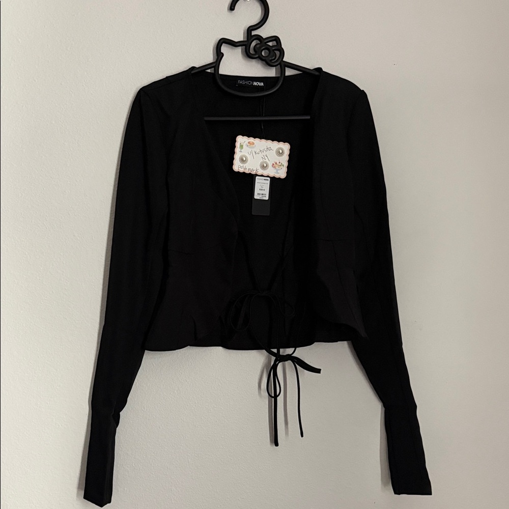 Fashion Nova Kataya Tie Front Top - M NWT